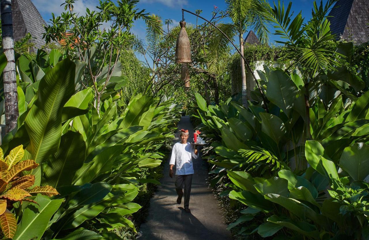Goya Boutique Resort Ubud Exterior foto The resort's gardens