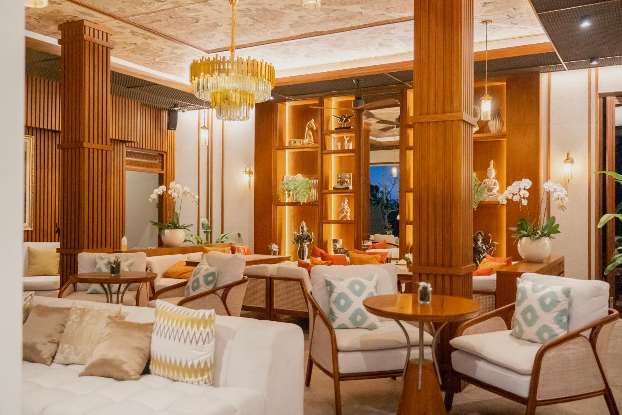 Goya Boutique Resort Ubud Exterior foto The lobby of the hotel