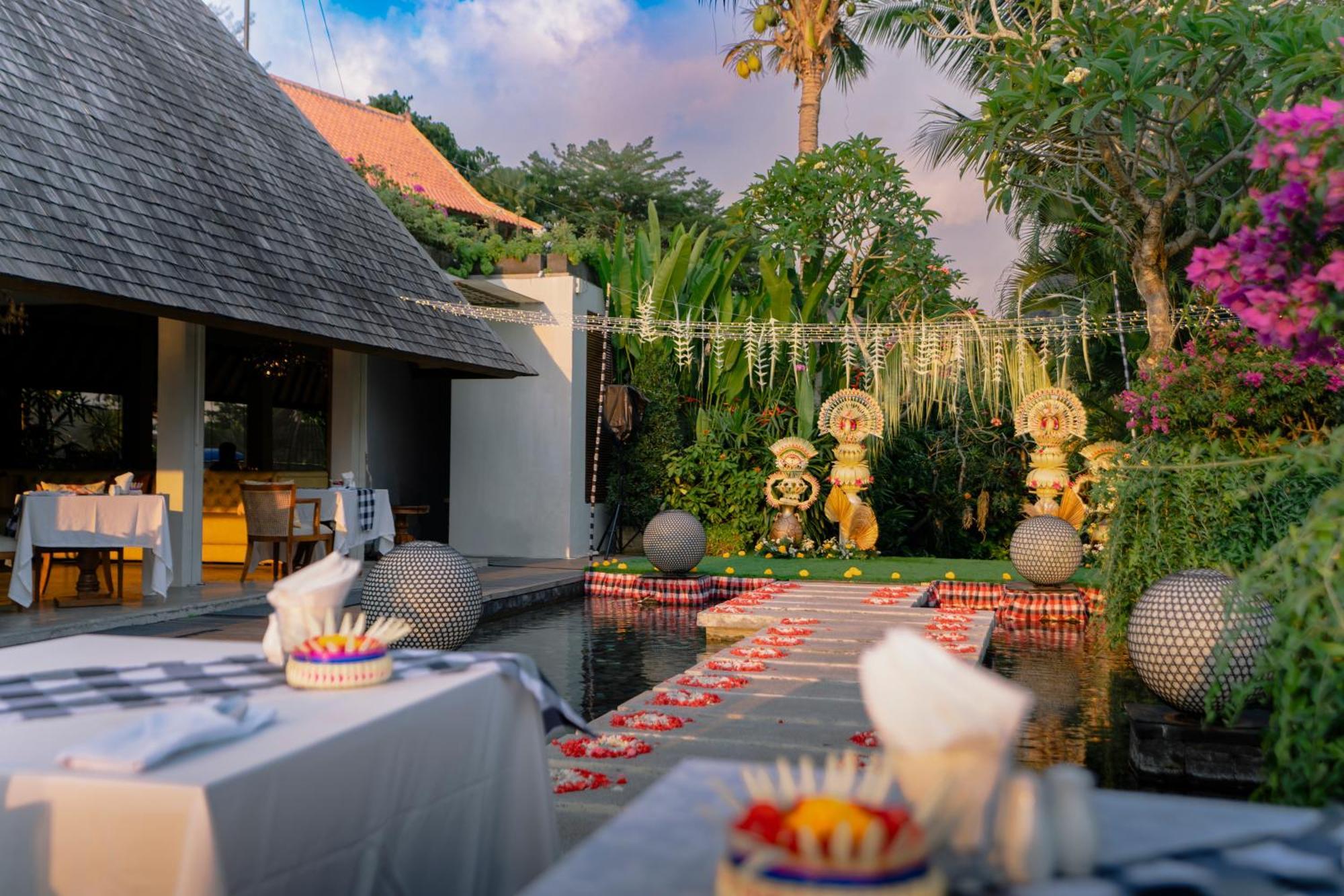 Goya Boutique Resort Ubud Exterior foto A villa in Bali